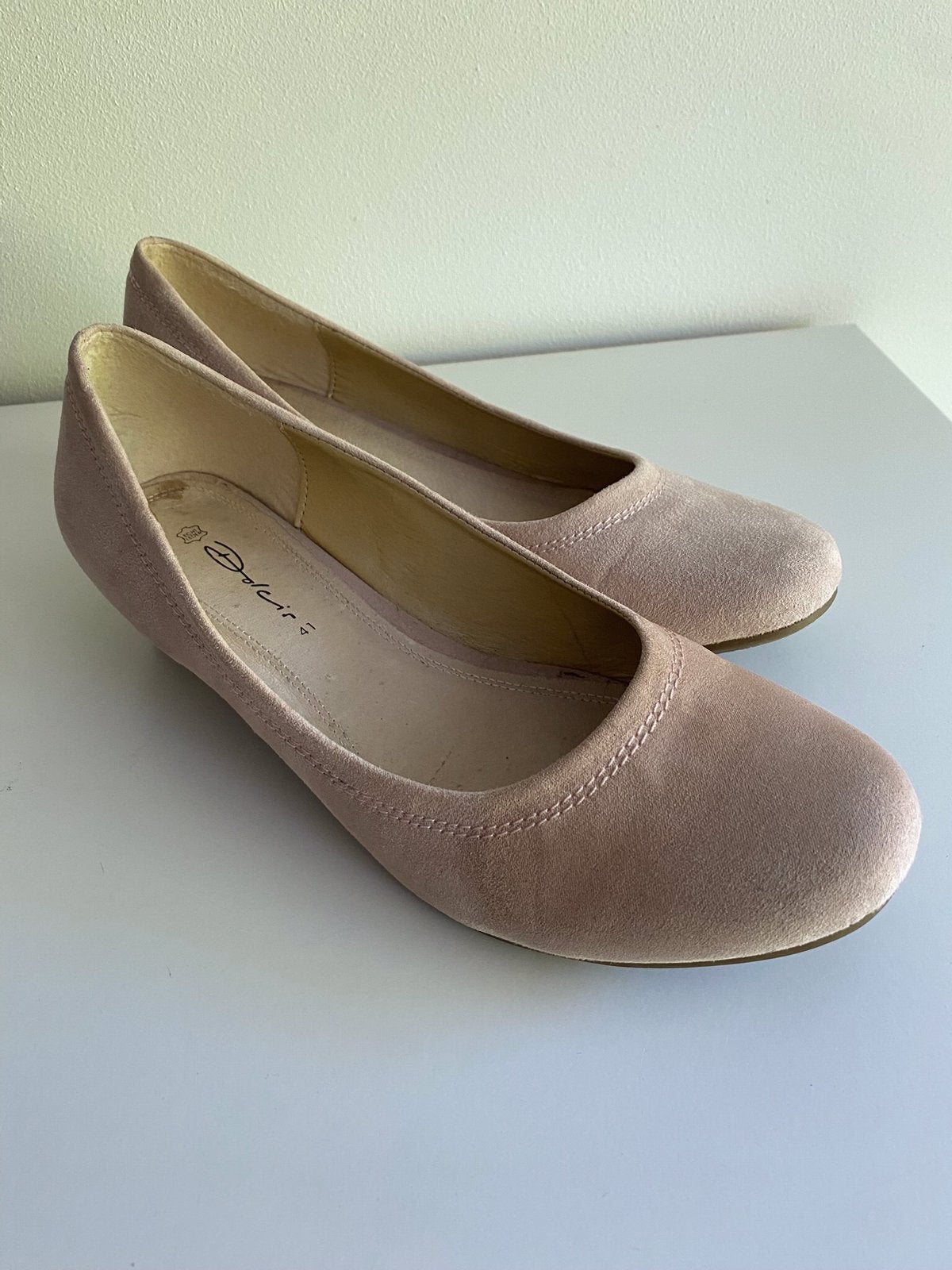 Dames Pumps  mt 41 zgan, Ophalen, Zo goed als nieuw, Beige