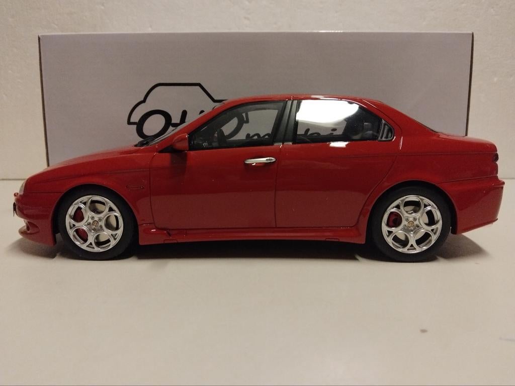 Alfa Romeo 156 GTA rood Ottomobile 2500st  Limited 1:18 KRD, Ophalen of Verzenden, Zo goed als nieuw, Auto, OttOMobile