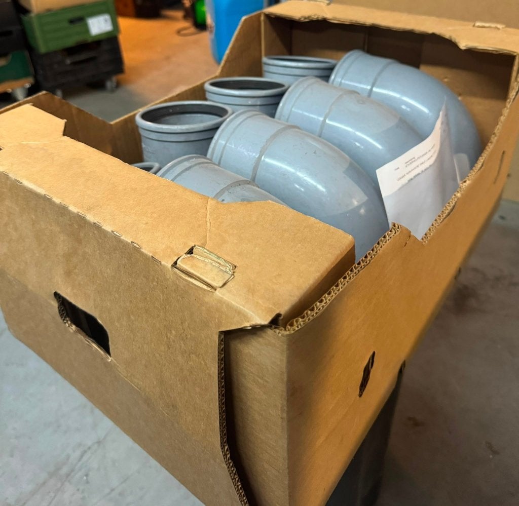 51 PARTIJ 8 Manchetbochten 110mm 90* voor € 40 vadouden, Bochten, Pvc, Brouwerstraat 14, Nieuw