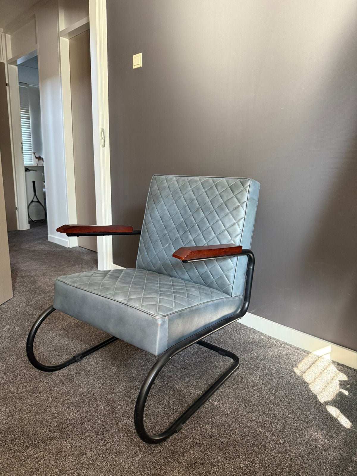 Retro look stoel, Ophalen, Zo goed als nieuw, 50 tot 75 cm