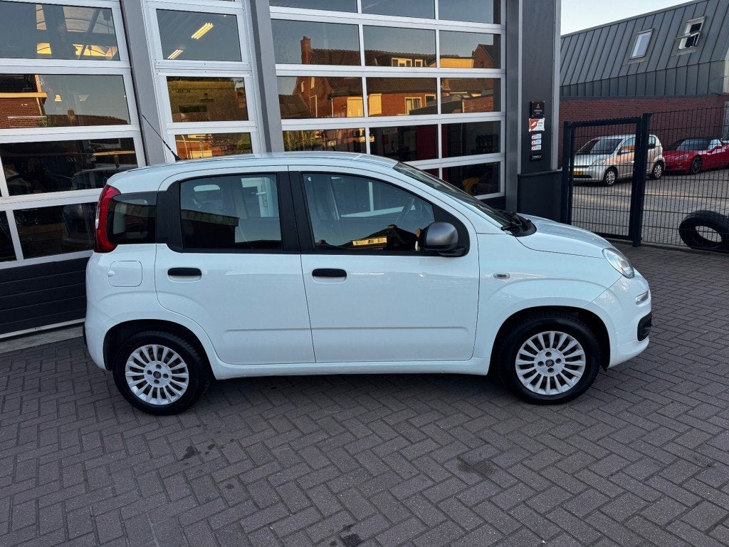 Fiat PANDA 0.9 TWINAIR ED. COOL / AIRCO / ELEC. RAMEN / BLEU, Voorwielaandrijving, Gebruikt, Panda, Wit