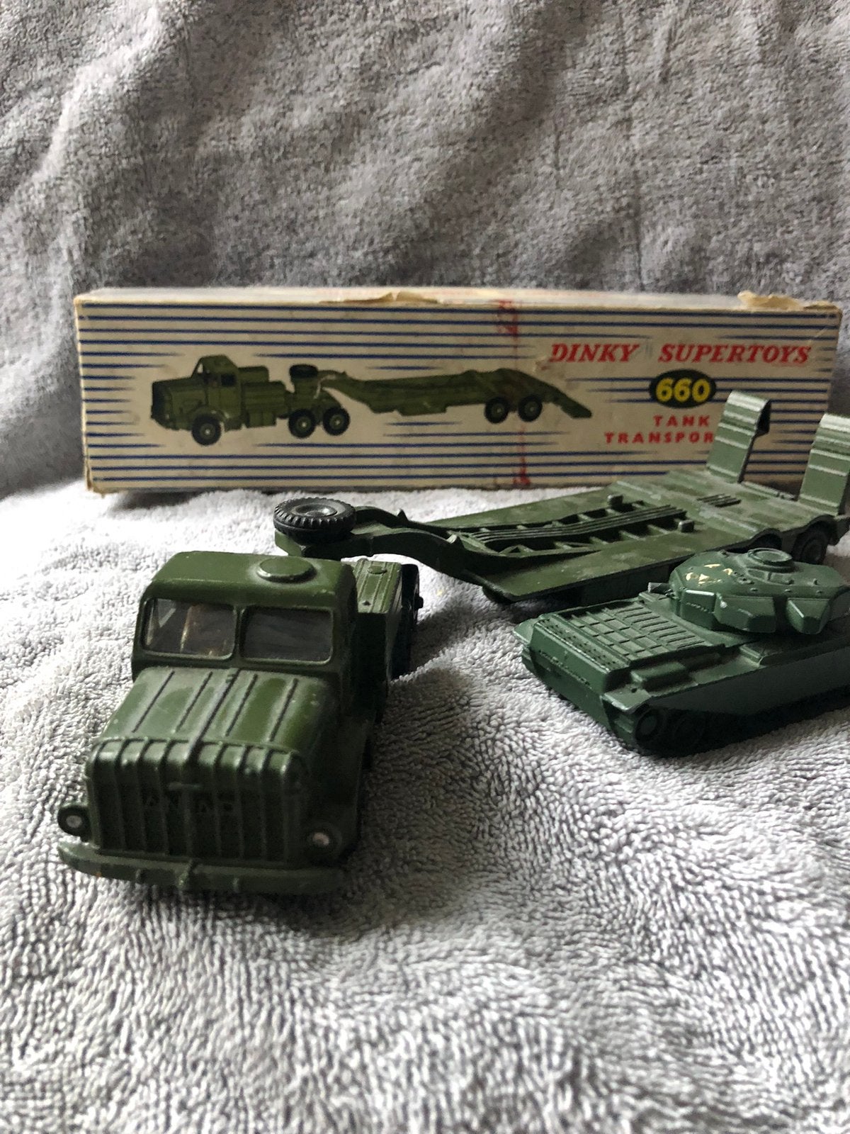 Dinky Toys Tanktransporter, Ophalen of Verzenden, Zo goed als nieuw, Dinky Toys