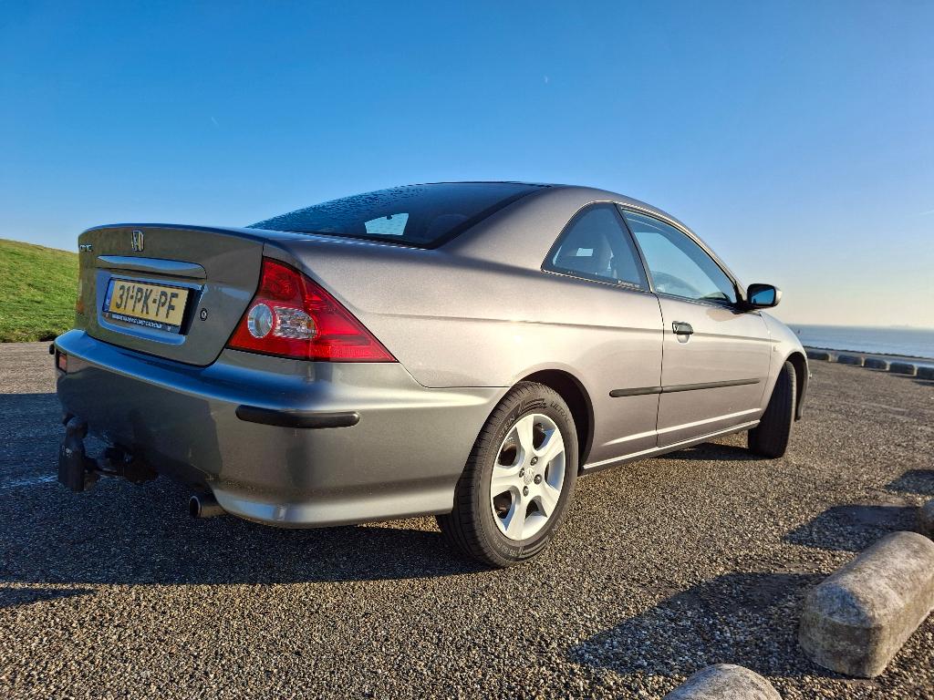 Honda Civic 1.7 I LS COUPE 2DR 2004 Grijs, Auto's, Voorwielaandrijving, Stof, 4 cilinders, Metallic lak