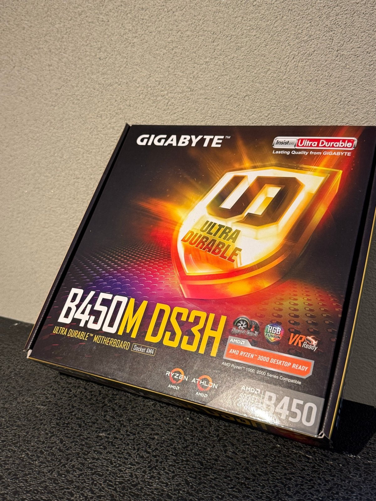 Gigabyte B450M DS3H Moederbord - AMD Ryzen Ready, Computers en Software, Moederborden, Ophalen, Nieuw, AMD, DDR4
