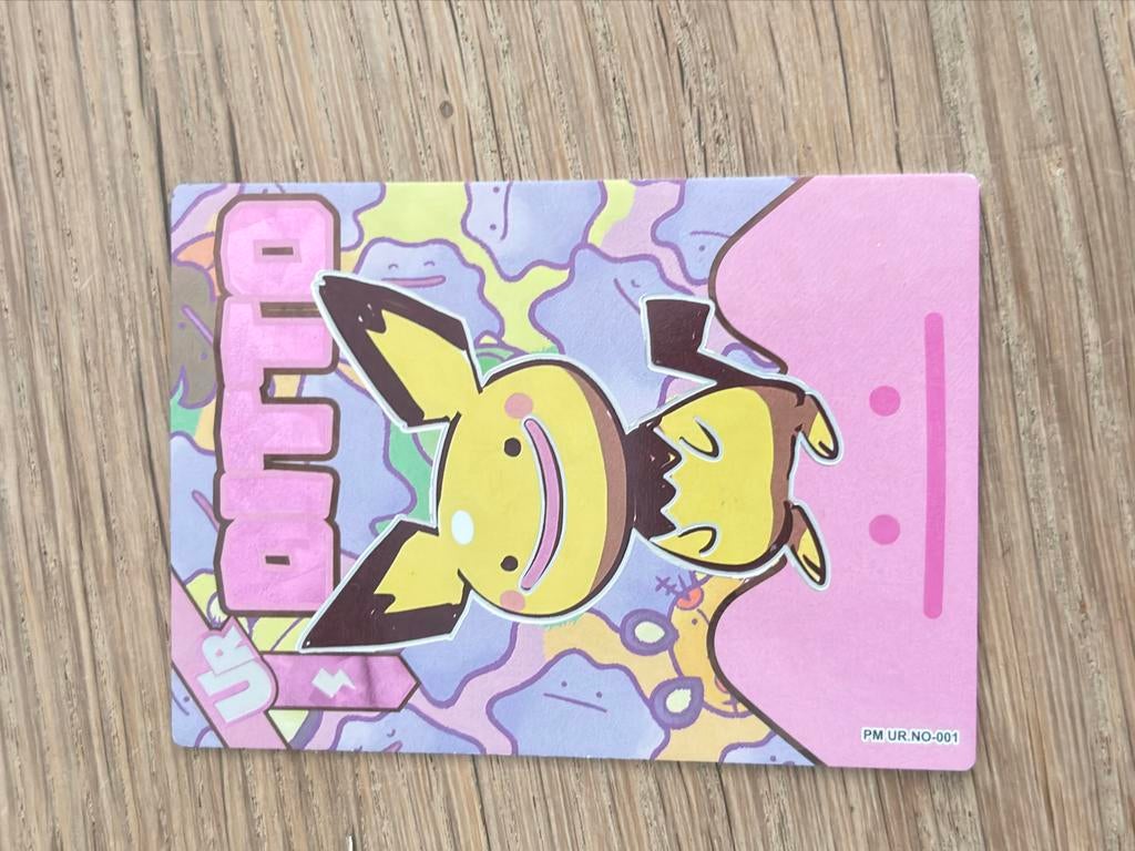 Pokémon Ditto Pikachu VMAX UR Kaart PM.UR.NO-001, Ophalen of Verzenden, Zo goed als nieuw, Losse kaart