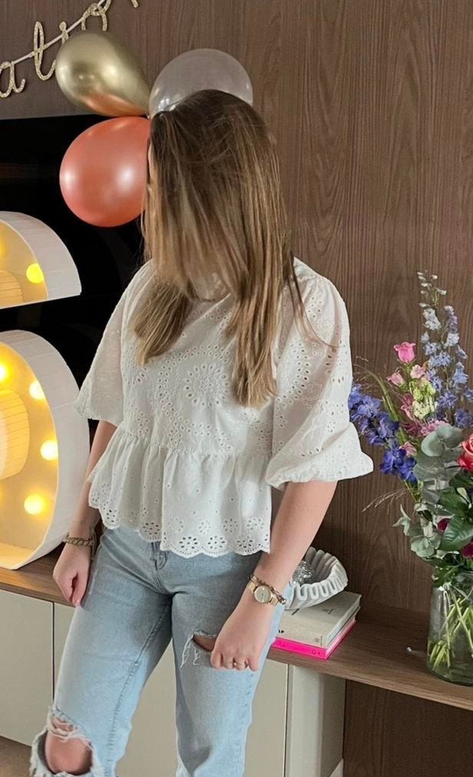 Meet Me There Witte Broderie Top, Kleding | Dames, Tops, Zo goed als nieuw, Maat 38/40 (M), Wit, Zonder mouw, Ophalen of Verzenden