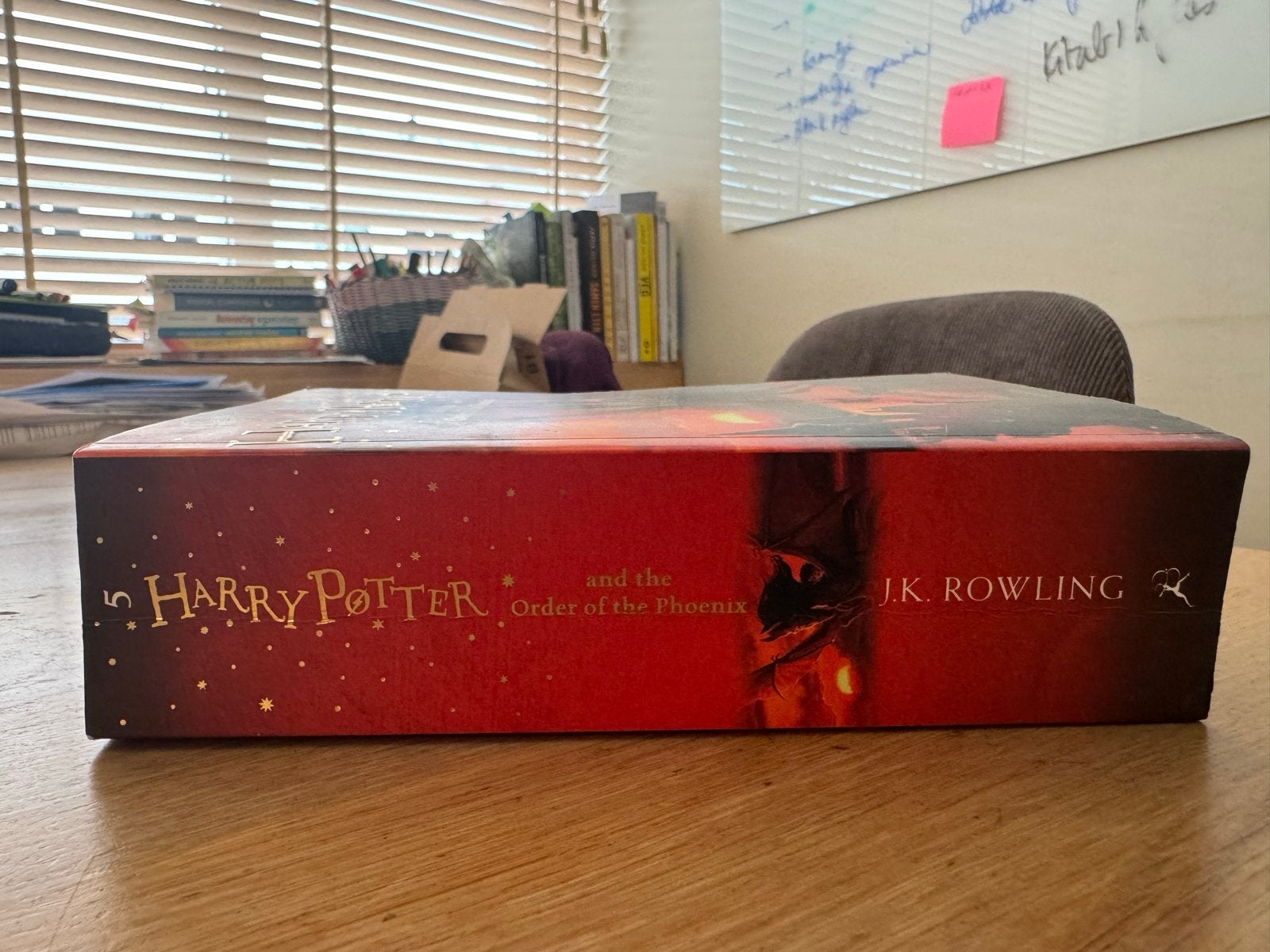 Harry Potter - deel 5 “The Order of the Phoenix” (engels), Ophalen of Verzenden, Zo goed als nieuw