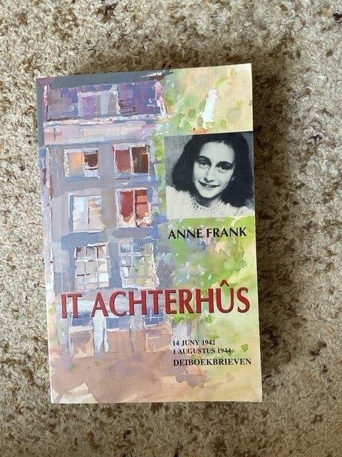 Ite Achterhûs Anne Frank  deiboekbrieven   Frysk, Ophalen of Verzenden, Nieuw, Anne Frank