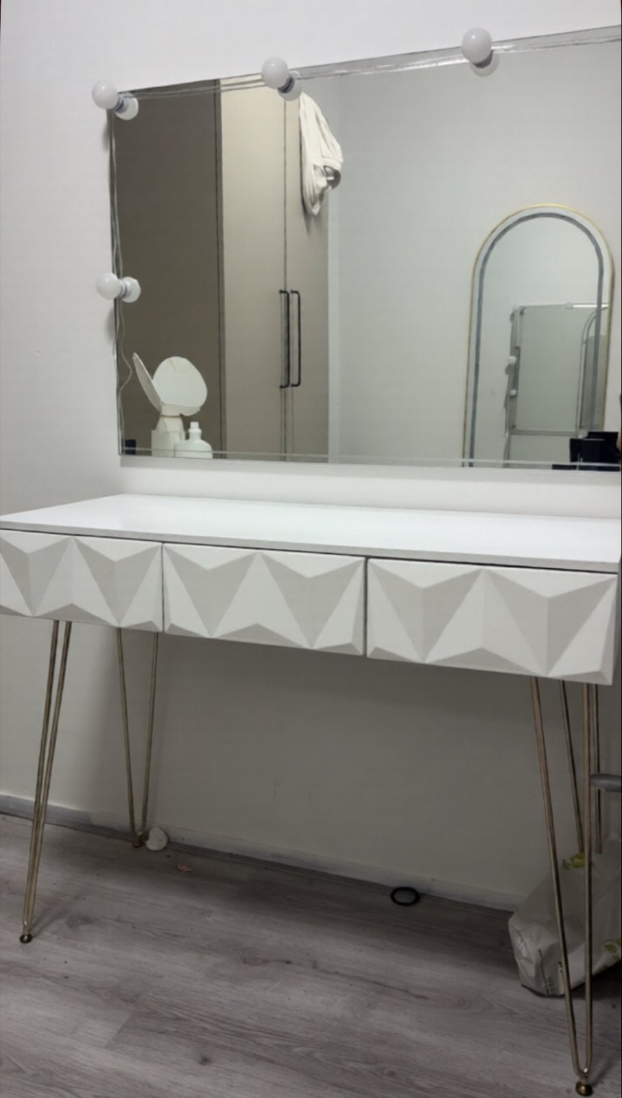 Gloednieuwe Makeup/Bureau Tafel - Rotterdam, Huis en Inrichting, Ophalen, 100 tot 150 cm, Nieuw, Minder dan 100 cm