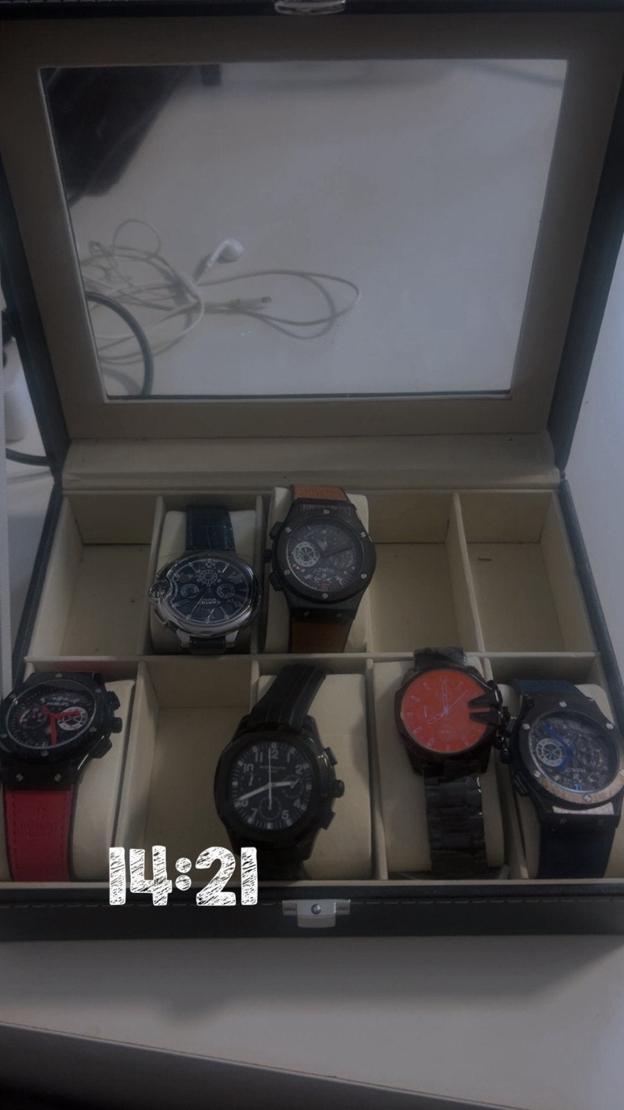 Horloge, Sieraden, Tassen en Uiterlijk, Horloges | Heren, Overige materialen, Polshorloge, Overige materialen, Nieuw
