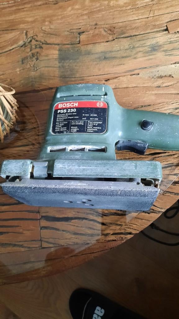 Bosch schuurmachine pss 230 werkt prima moet weg, Ophalen, Gebruikt, Minder dan 600 watt, Vlakschuurmachine
