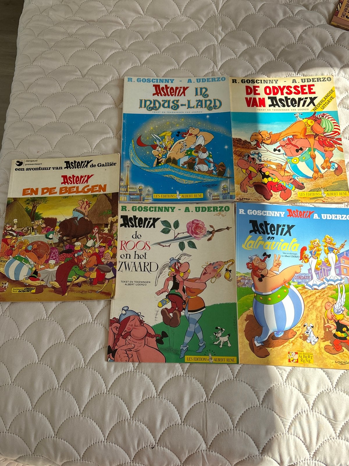 Asterix stripboeken - 8 delen, Meerdere stripboeken, Ophalen of Verzenden, Gelezen