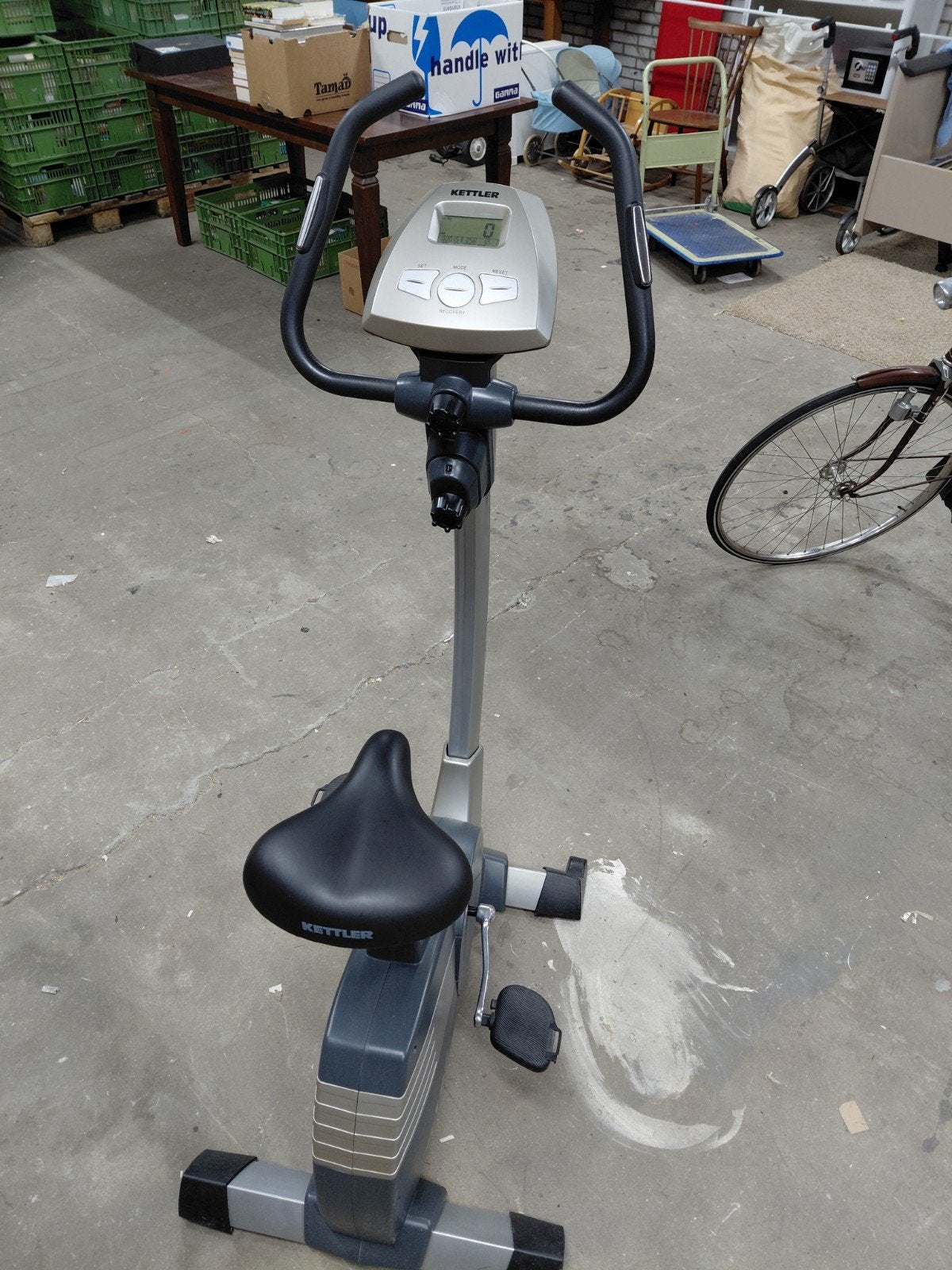 Kettler Paso 107 Hometrainer - Zo goed als nieuw, Ophalen, Zo goed als nieuw, Metaal, Benen