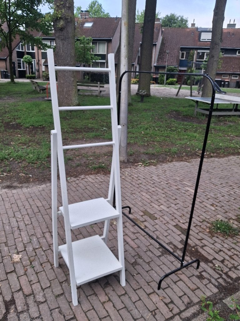 Kledingrek, Ophalen, Gebruikt