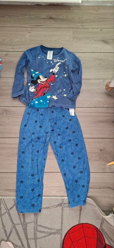 Originele Disney Mickey Mouse pyjama maat 116, Disney, Nacht- of Onderkleding, Ophalen of Verzenden, Zo goed als nieuw