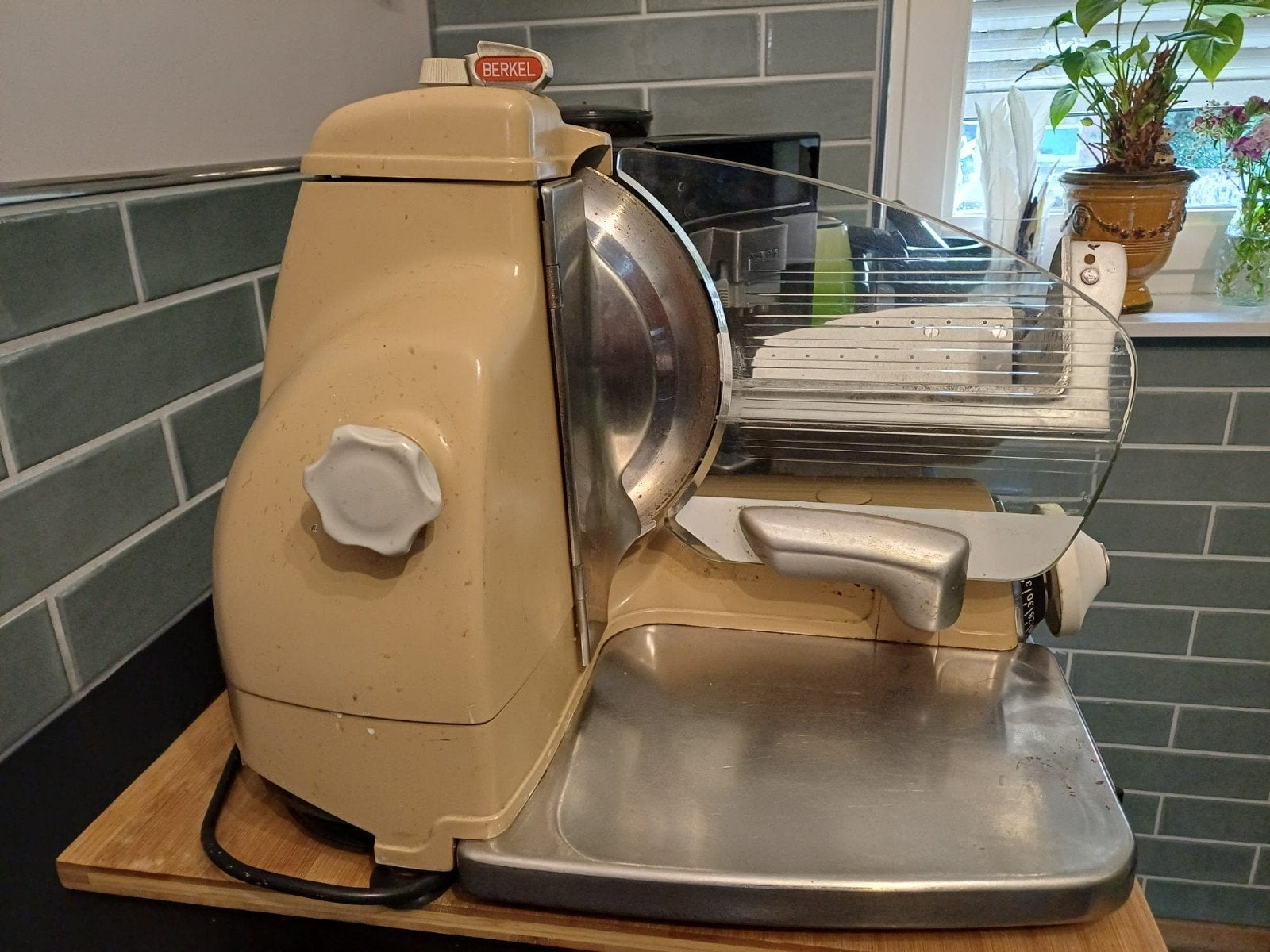 Berkel 836 goed werkend, Ophalen