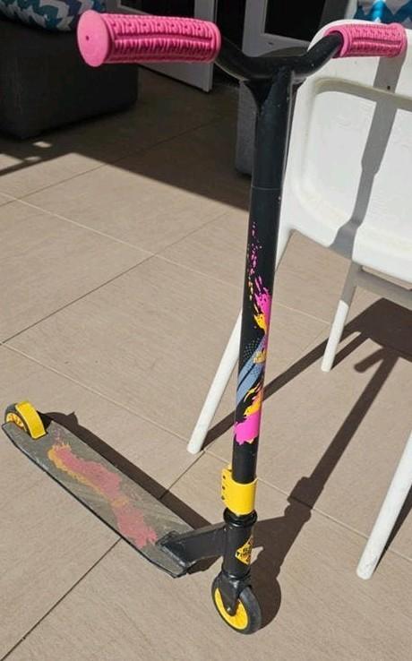 Black Dragon Stuntstep, Fietsen en Brommers, Steps, Ophalen, Gebruikt, Gewone step, Black Dragon