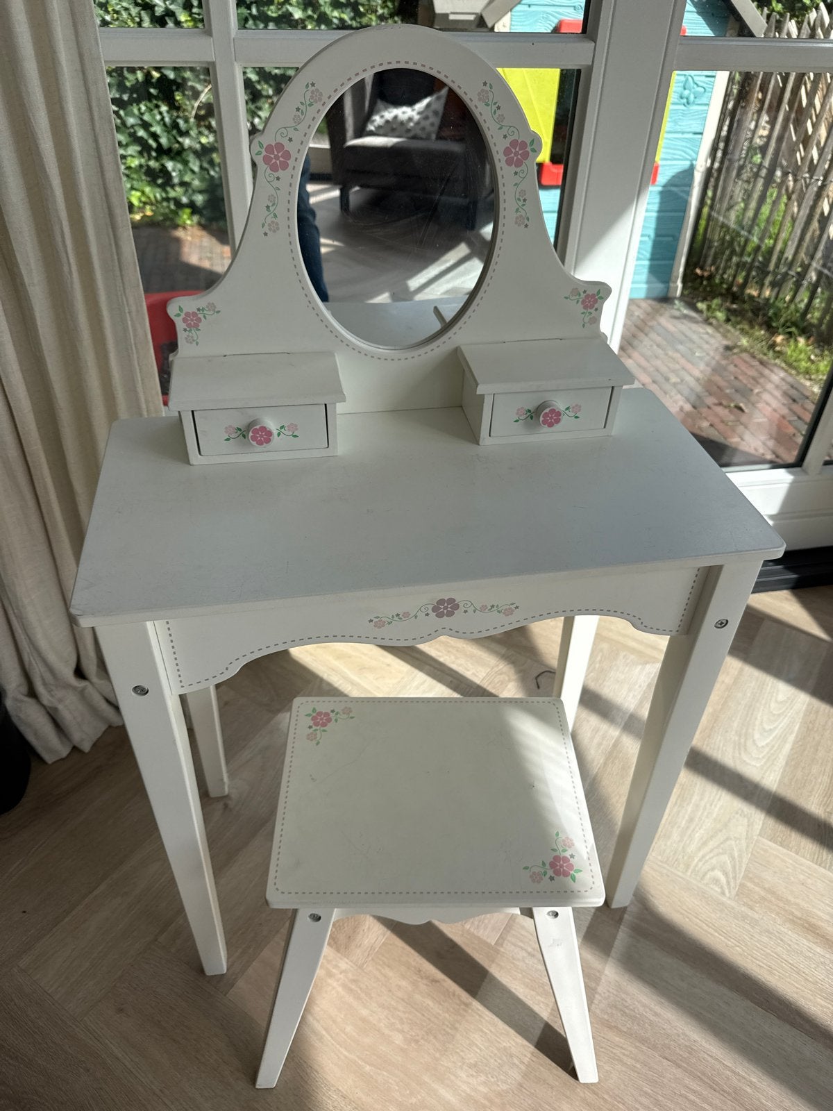 Kaptafel met spiegel en krukje voor kinderen, Kinderen en Baby's, Ophalen, Gebruikt, Tafel(s) en Stoel(en)