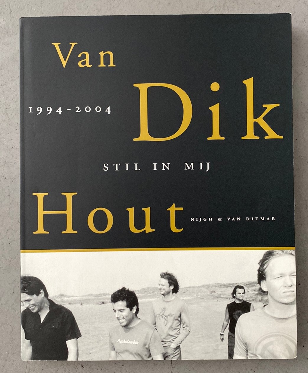 Van Dik Hout 1994-2004 | T. Engelshoven - Stil in mij -, Boeken, Artiest, Ophalen of Verzenden, Zo goed als nieuw, T. Engelshoven