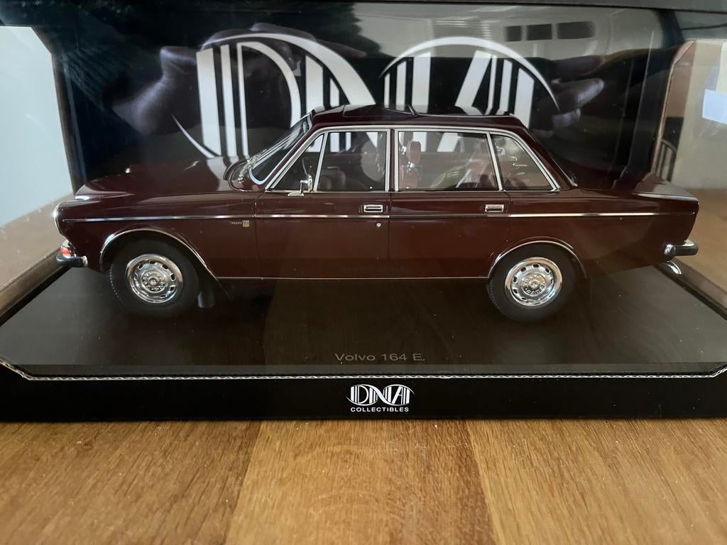 Volvo 164 E | DNA Collectibles | 1:18 | limited Edition, Ophalen of Verzenden, Nieuw, Auto, Overige merken