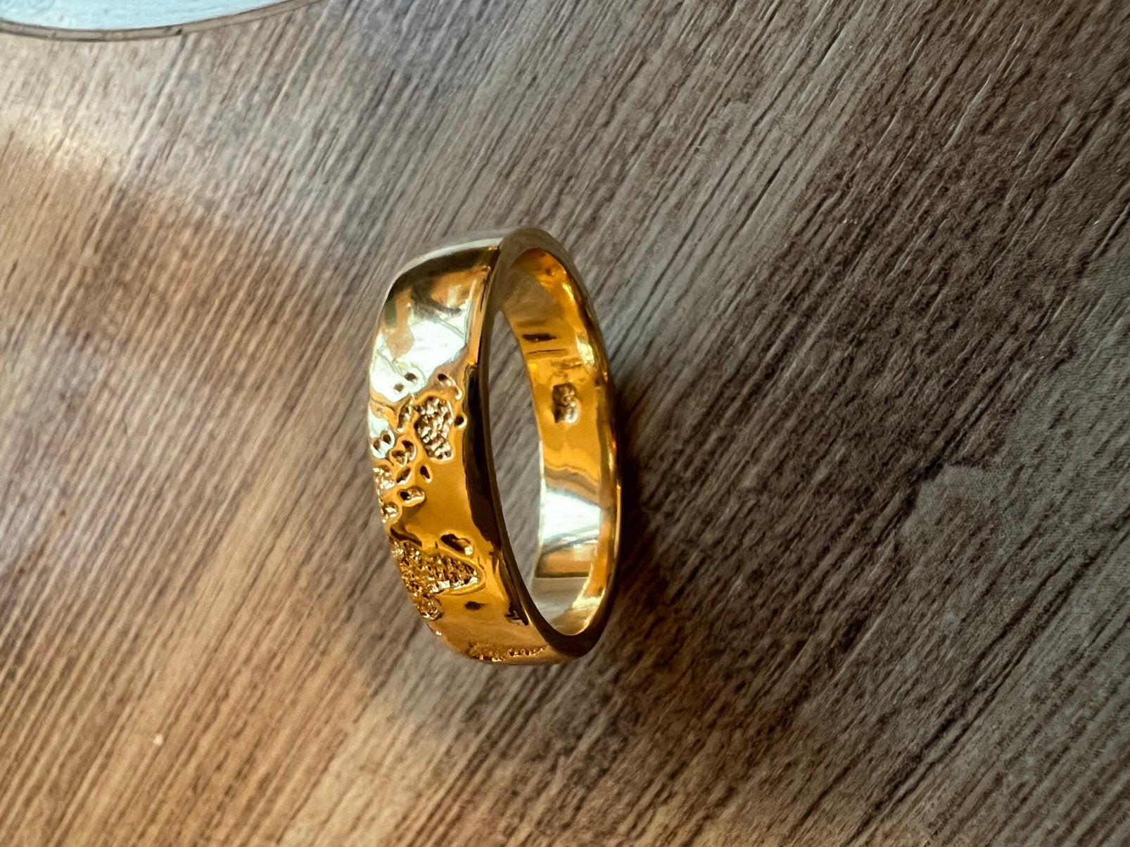 Gouden ring gemerkt, Sieraden, Tassen en Uiterlijk, Ringen, Gebruikt, Ophalen of Verzenden, Dame, Goud