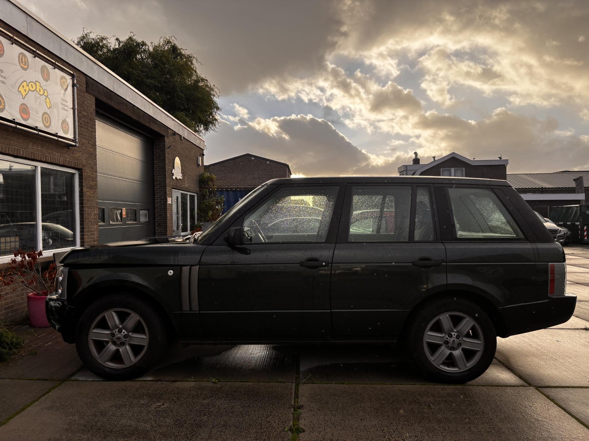 Land Rover Range Rover 4.4 V8 HSE VOOR ONDERDELEN-MOTOR BAK, Auto's, Automaat, Stof, 8 cilinders, Bedrijf