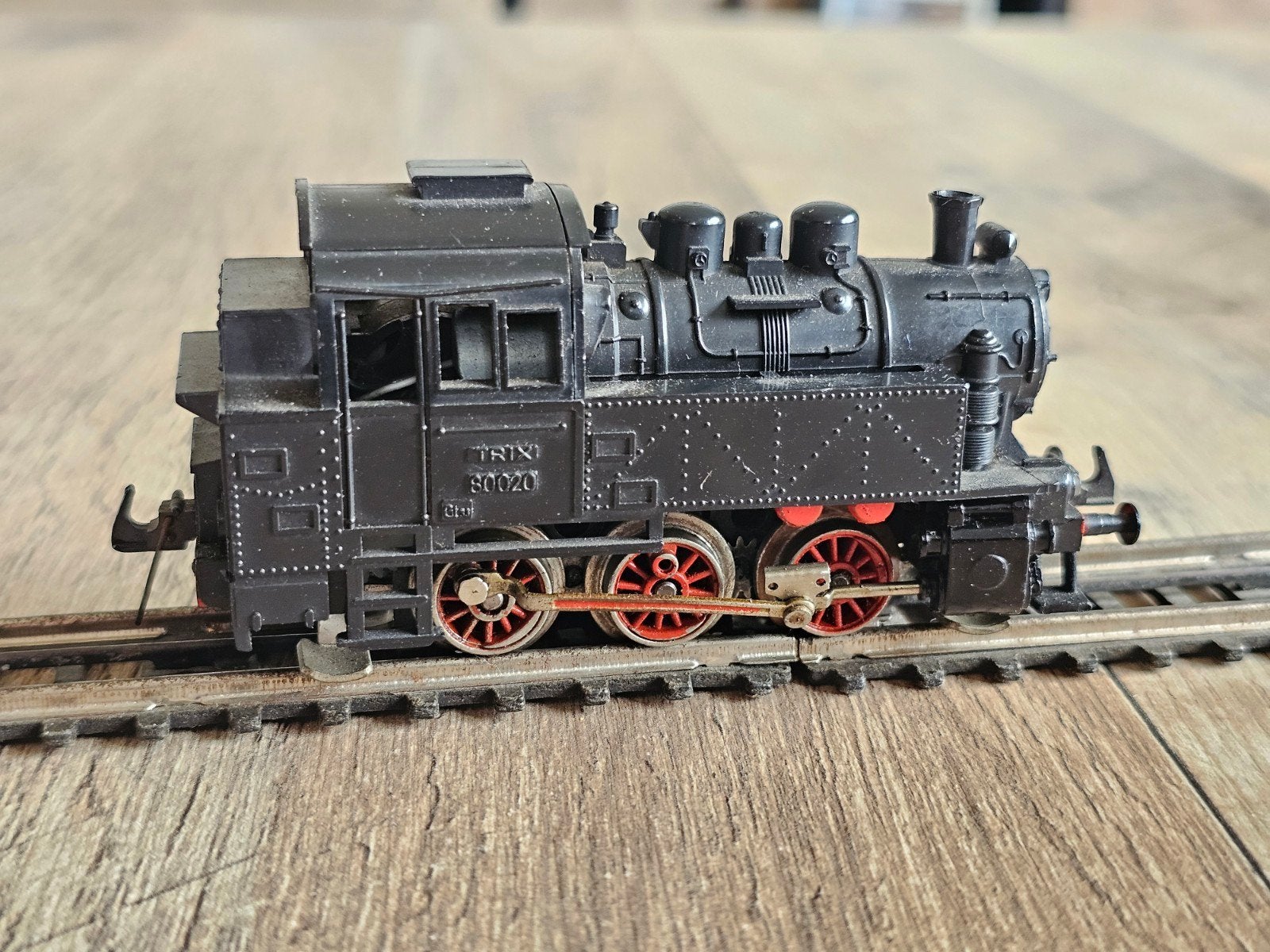 Trix-Express BR80 Stoomlocomotief H0 heeft barst, Gebruikt, Trix, Ophalen of Verzenden, Analoog