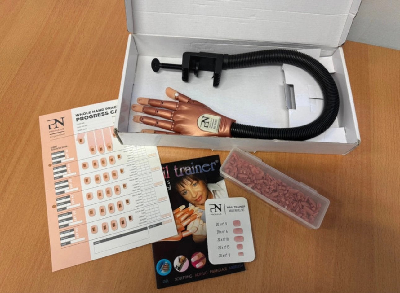 Pronails oefenhand / nail trainer, Ophalen of Verzenden, Zo goed als nieuw, Handen en Nagels
