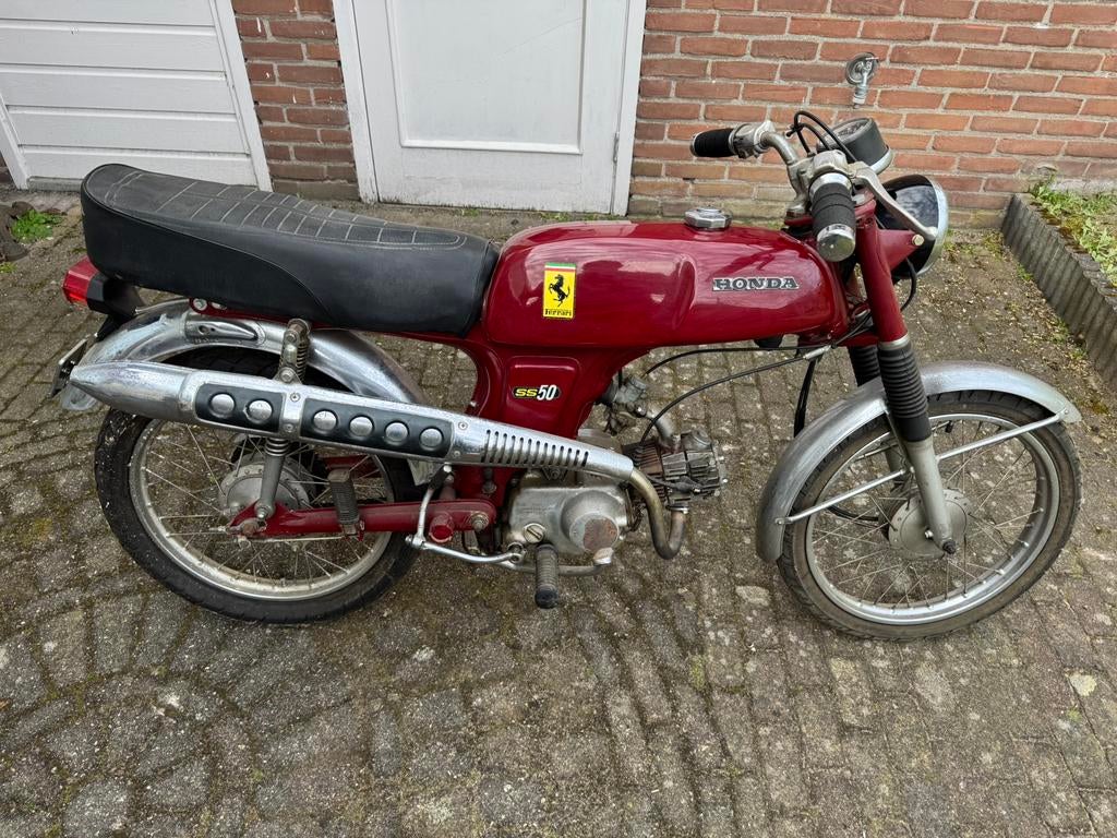 Honda SS50, Fietsen en Brommers, Brommers | Oldtimers, 72 cc, 4 versnellingen, Ophalen, Overige merken