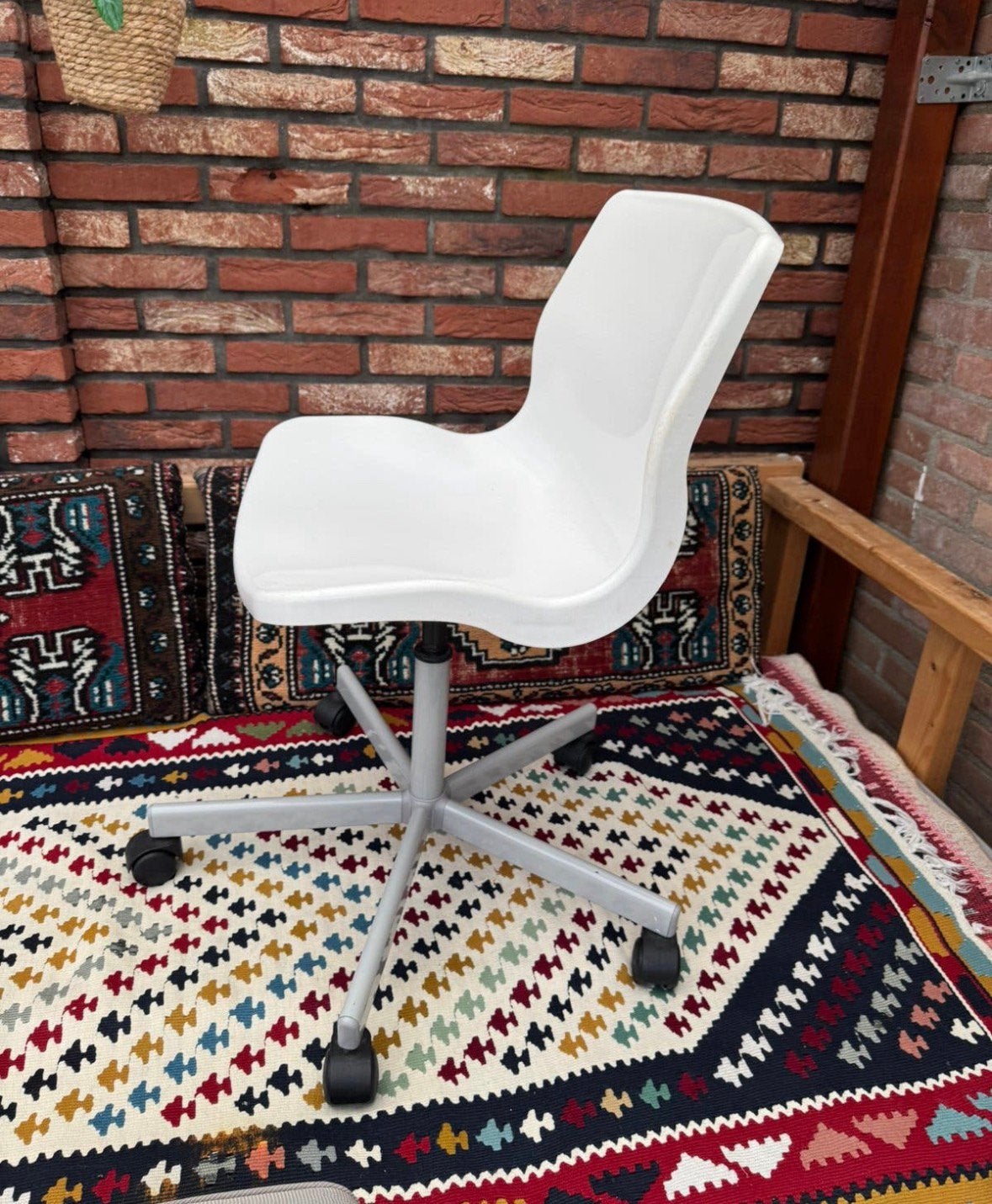IKEA Snille Bureau Stoel Wit, Kinderen en Baby's, Ophalen, Zo goed als nieuw