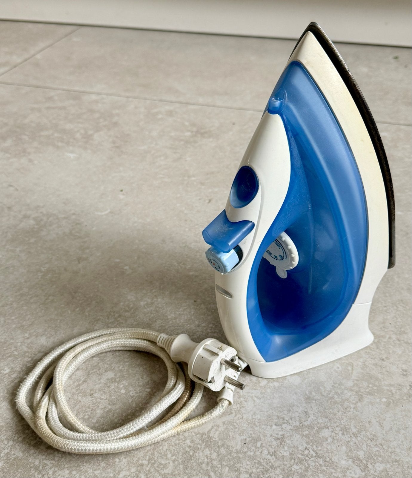 Philips Mistral 2100 Strijkijzer met snoer, Ophalen, Gebruikt, Strijkijzer met snoer