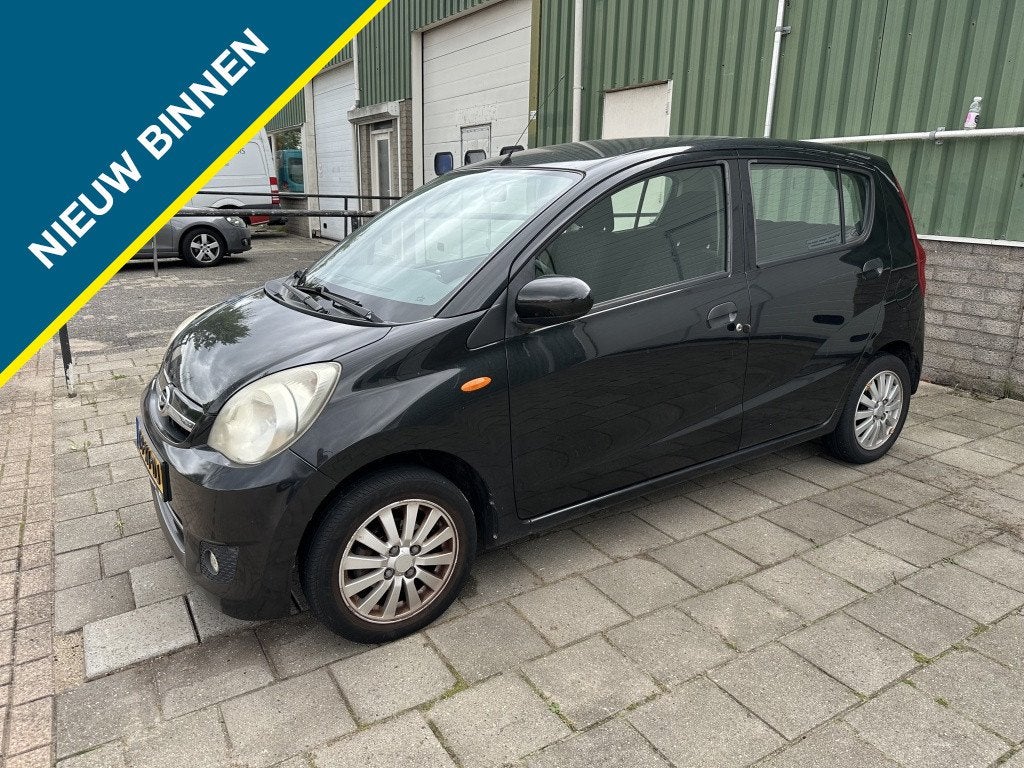 Daihatsu Cuore 1.0 Premium (bj 2007), Voorwielaandrijving, Dealer onderhouden, 18 €/maand, 4 stoelen