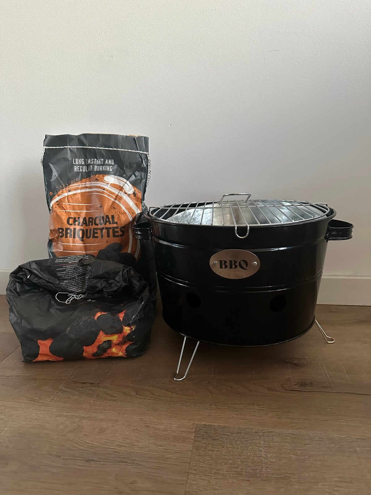 BBQ met 1,5 zak briketten, Ophalen, Nieuw