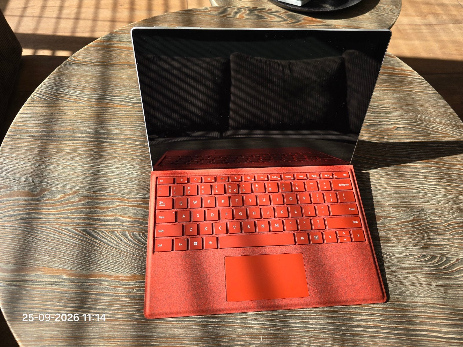 Microsoft Surface Pro 5 (2017) - 256GB SSD, 8GB RAM, i5, Computers en Software, Ophalen, Zo goed als nieuw, Wi-Fi, Microsoft
