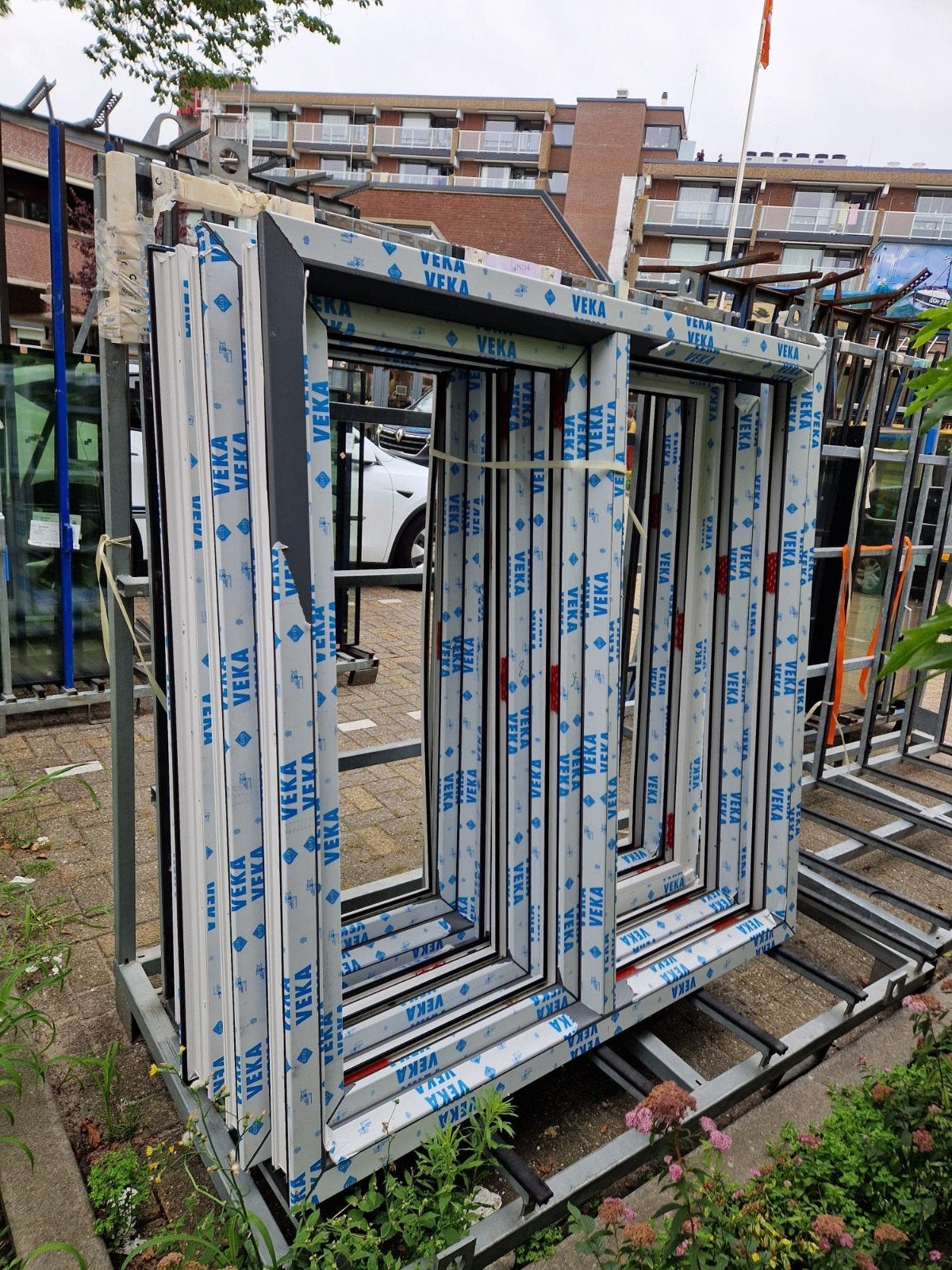 Kunststof kozijnen 2 stuks, Ophalen, Nieuw, Kunststof, Inclusief glas