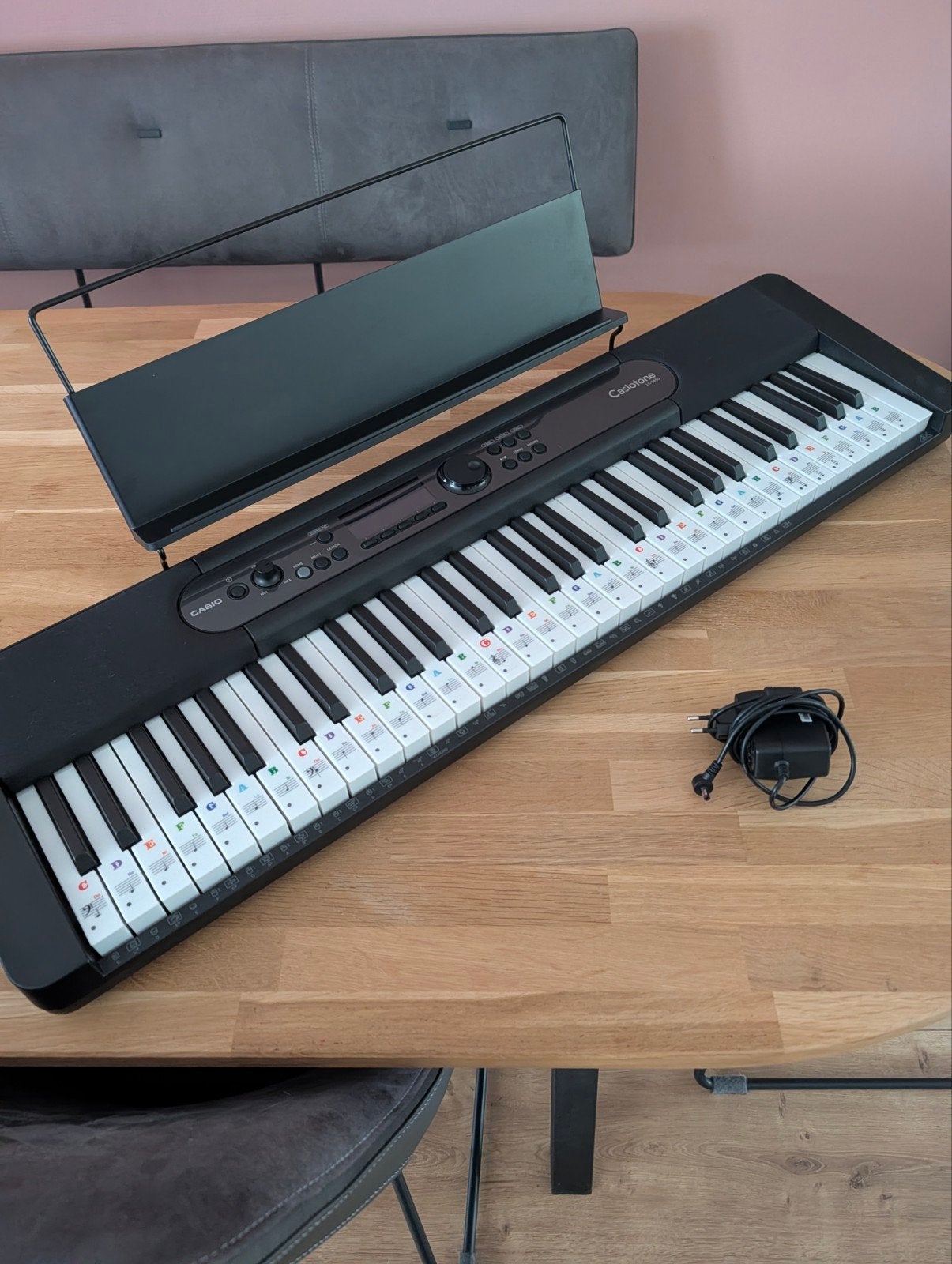 Casio Casiotone LK-S450 keyboard digi piano, Muziek en Instrumenten, Keyboards, Ophalen, Casio, 61 toetsen, Zo goed als nieuw