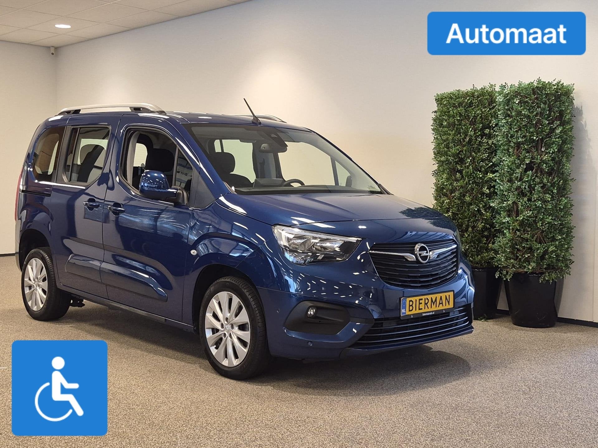 Opel Combo L1 Rolstoelauto Automaat 4+1, Automaat, 12 maanden, Stof, Gebruikt