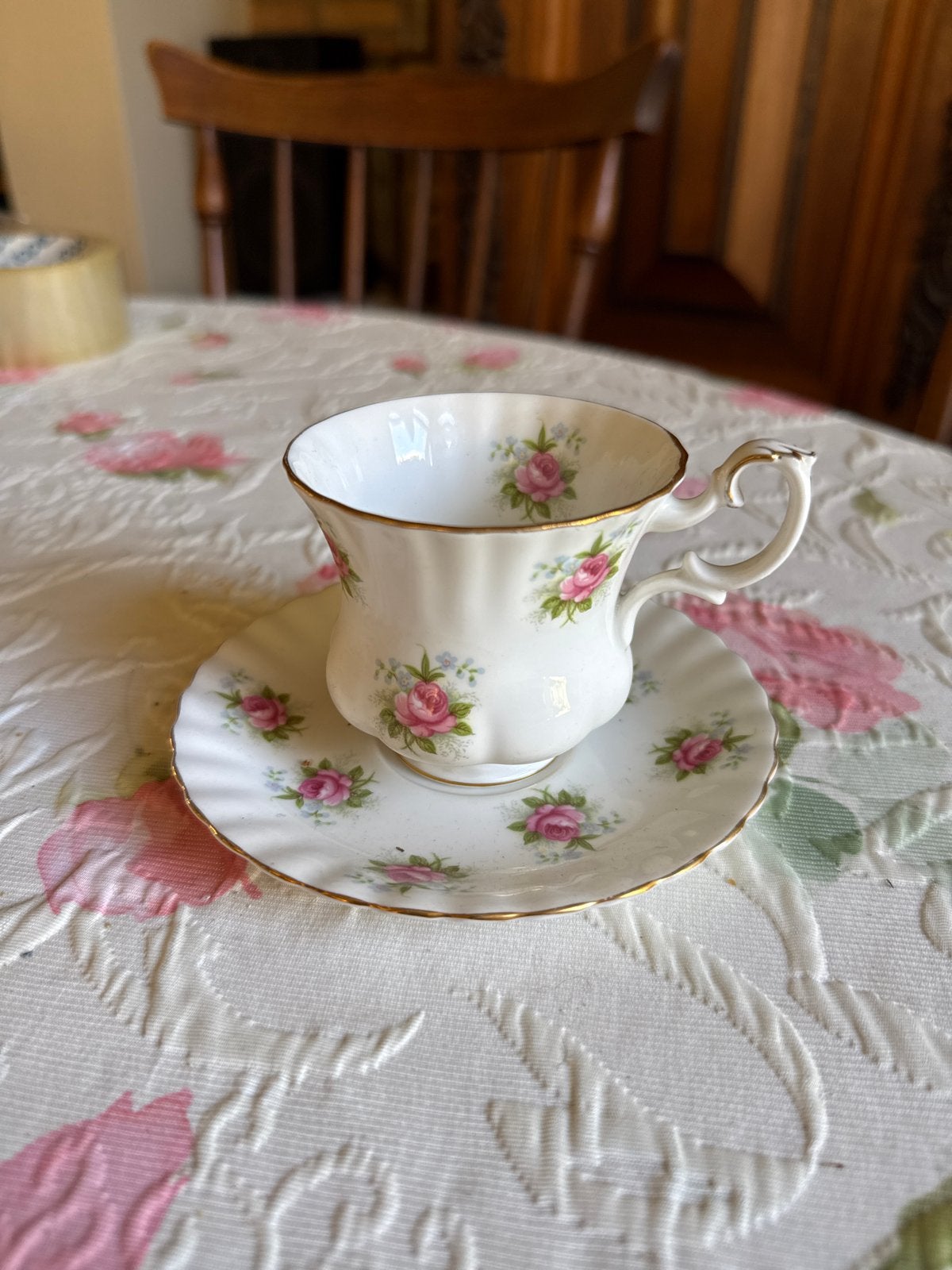 Royal Albert Moss Rose Kop & Schotel – Bone China Vintage, Ophalen of Verzenden