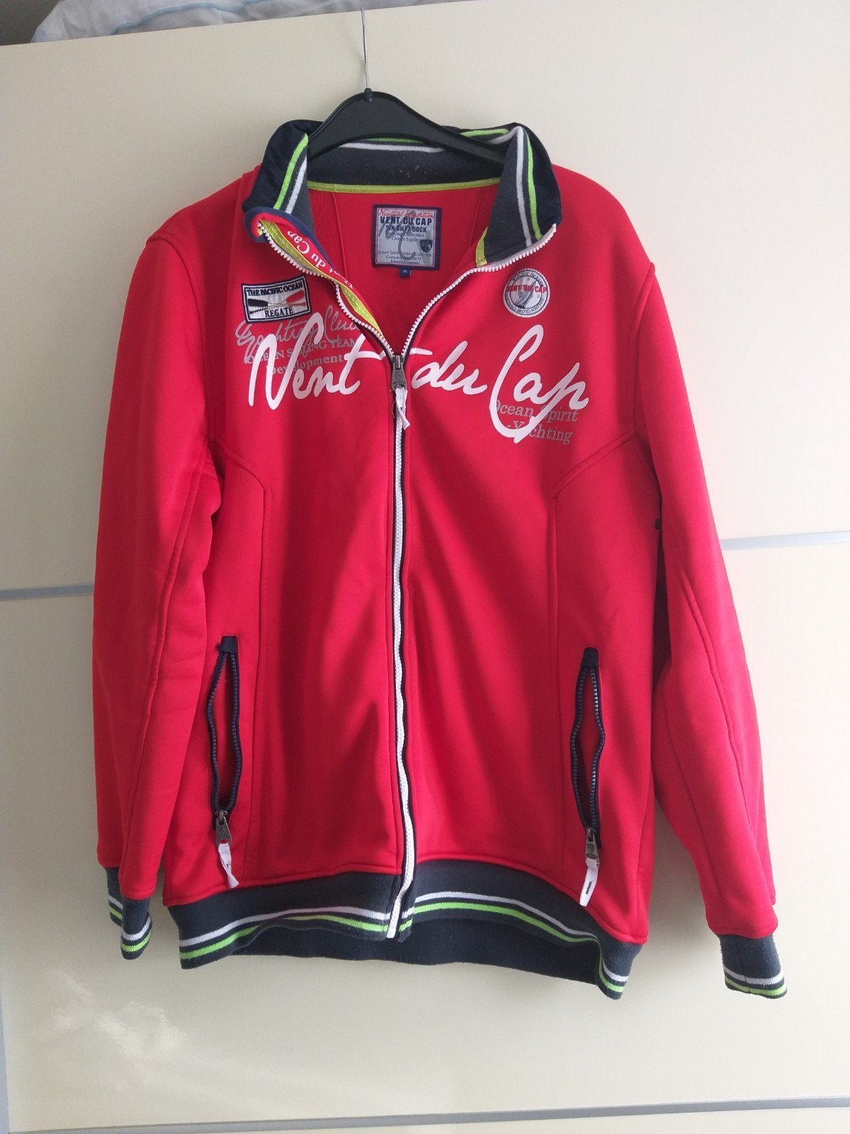 te koop  jassen winter  moei maat XL, Ophalen, Zo goed als nieuw, Maat 56/58 (XL), Rood