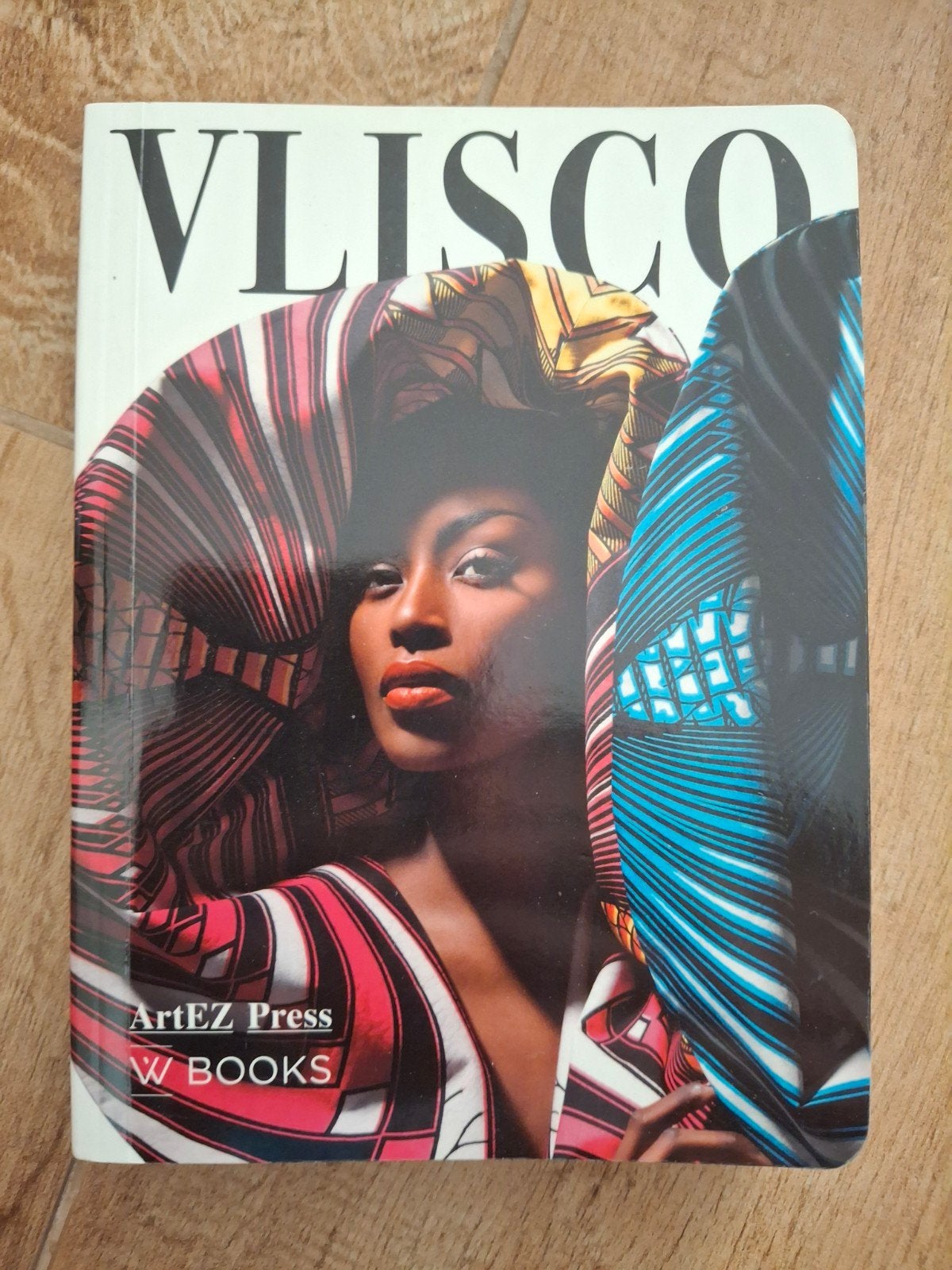 Jos Arts - Vlisco, Fotografen, Jos Arts, Ophalen of Verzenden, Zo goed als nieuw
