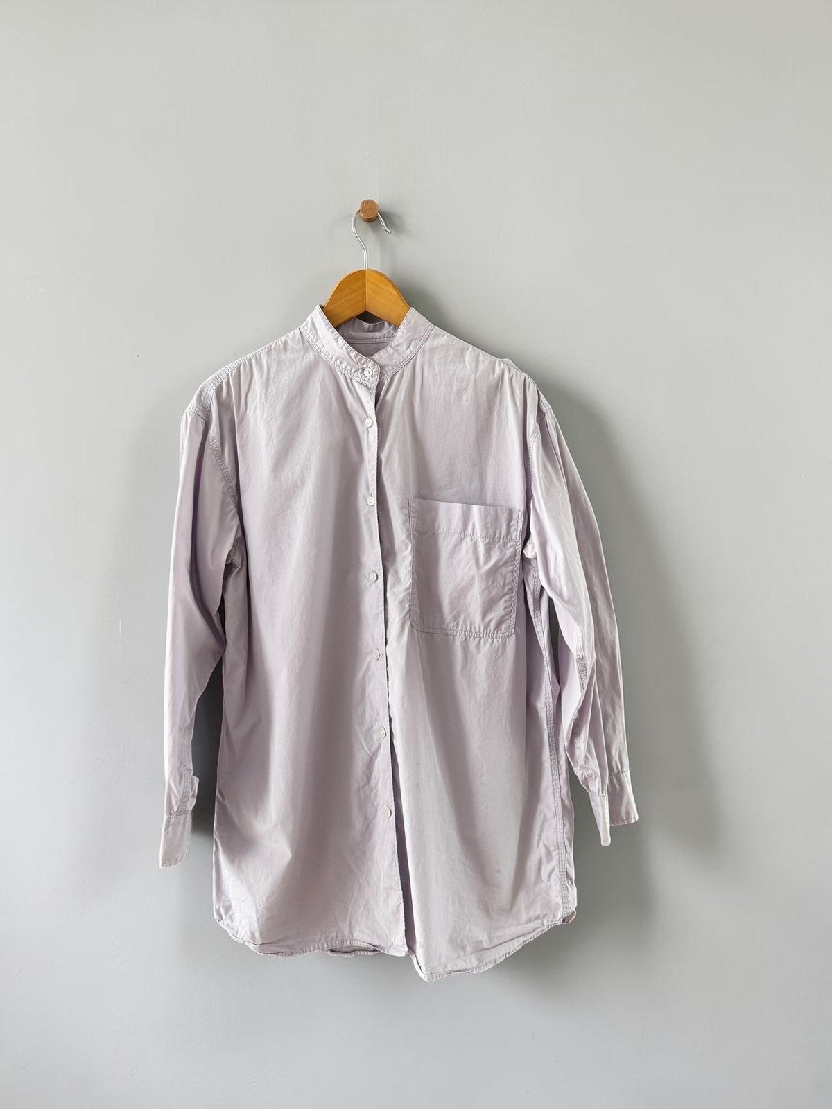 Uniqlo overhemd blouse lila paars XS extra small 34 S 36, Kleding | Dames, Blouses en Tunieken, Ophalen of Verzenden, Zo goed als nieuw