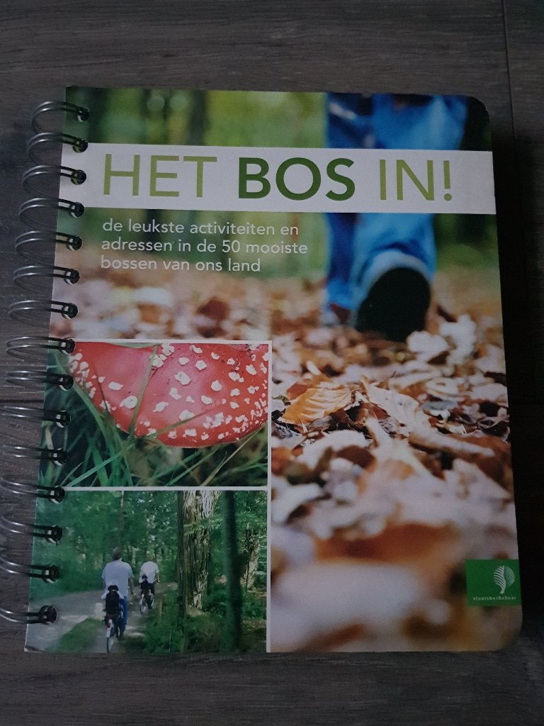 Boek : Het bos in ! -- Petra de Hamer -- Staatsbosbeheer, Ophalen of Verzenden, Zo goed als nieuw, Natuur algemeen, Petra de Hamer / Staatsbosbeheer