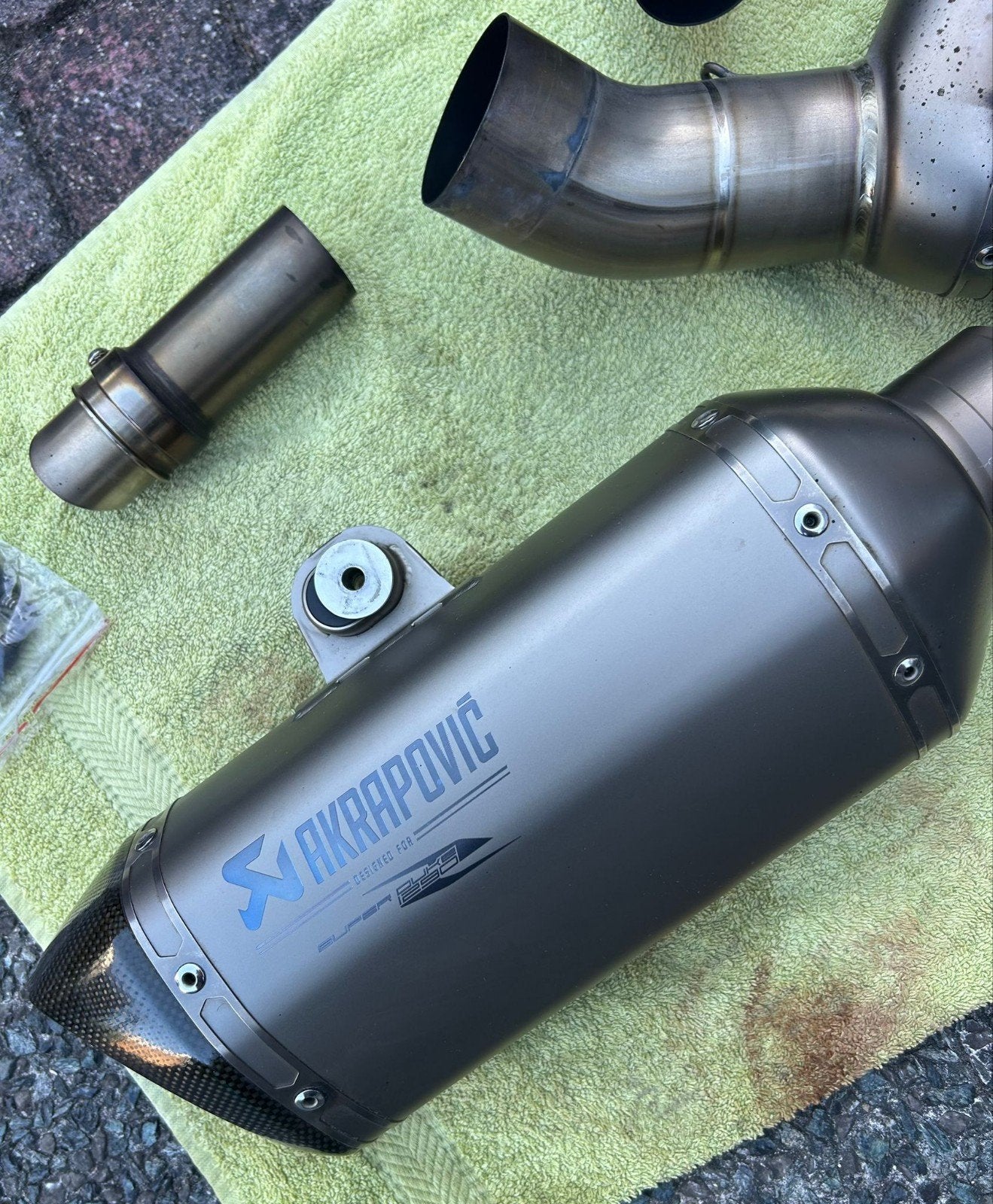 Akrapovic Evolution Line Full Titanium – KTM Super Duke 1290, Motoren, Ophalen of Verzenden, Gebruikt