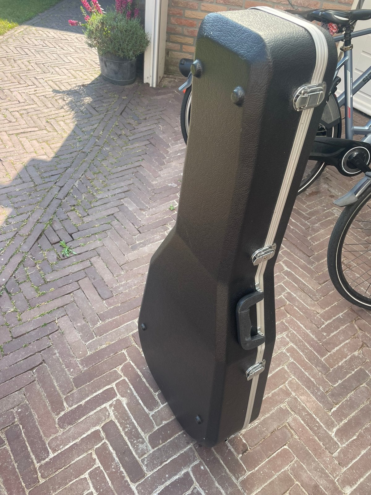 Gitaarkoffer, Muziek en Instrumenten, Ophalen, Zo goed als nieuw, Akoestische gitaar