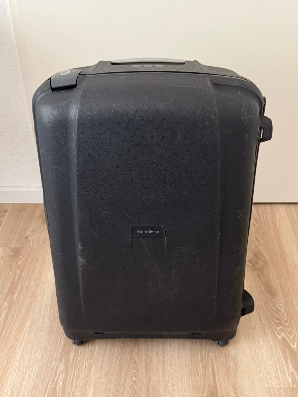 Samsonite reiskoffer (ruimbaggage), Ophalen, Wieltjes, Gebruikt, Hard kunststof