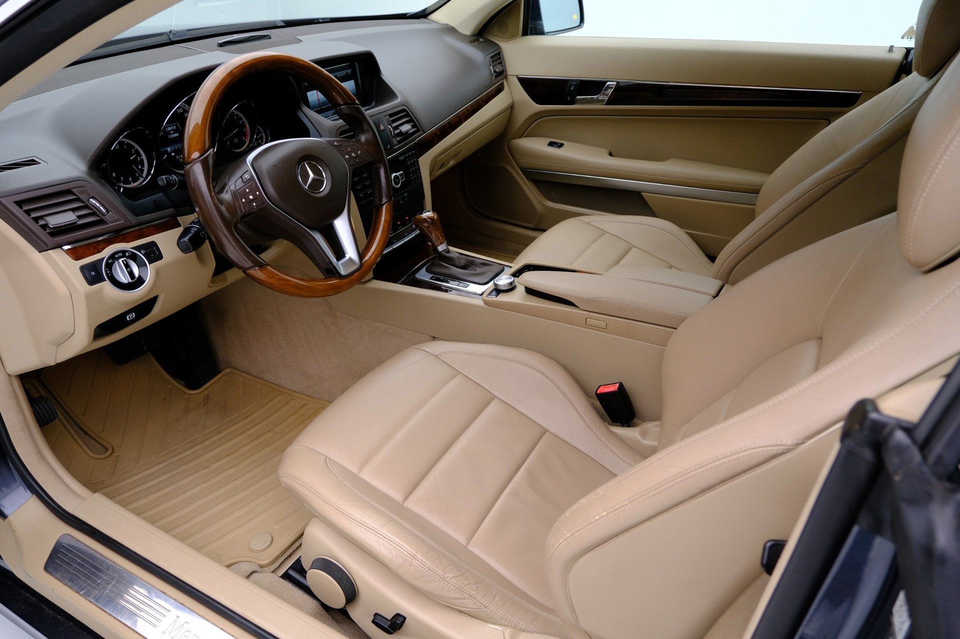 Foto 3 van Mercedes-Benz E-klasse Coupé 200 CGI Elegance Aut. Leer|Nav