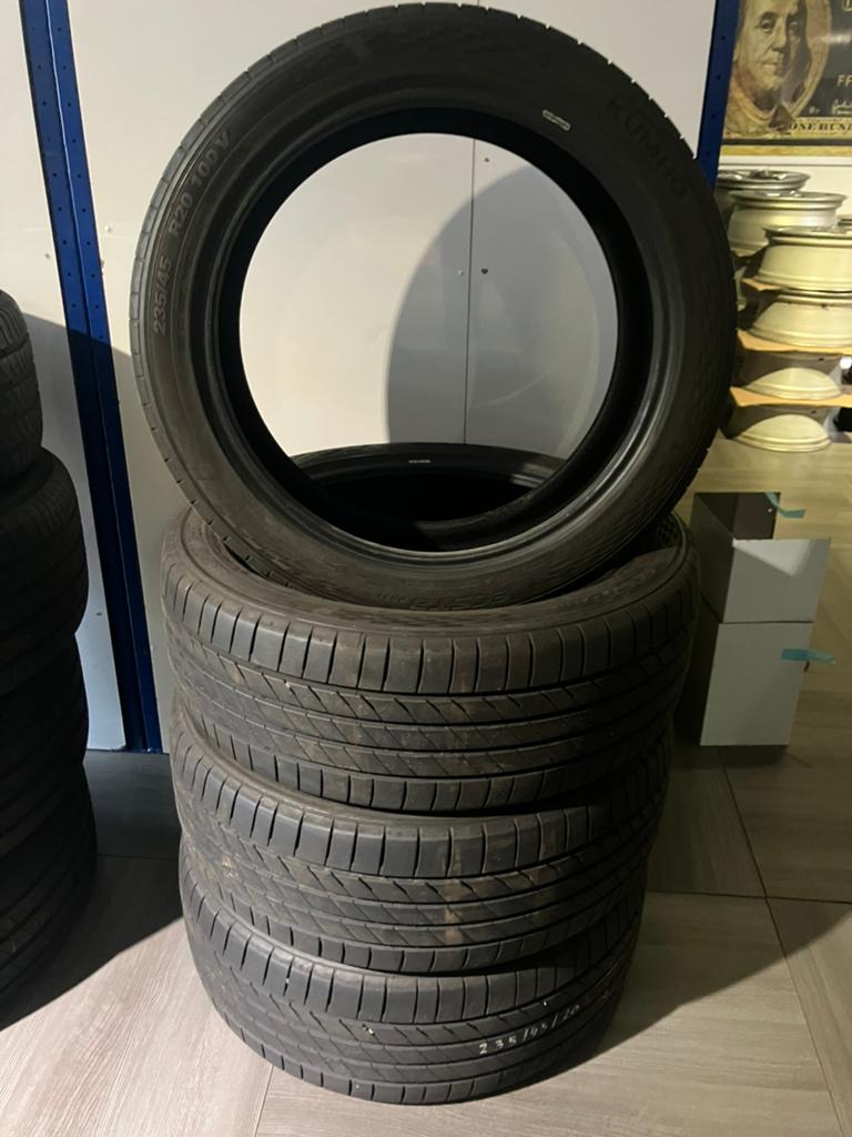 4x 20 inch Kumho zomerbanden 245/45/20, Ophalen, Band(en), Personenwagen, 20 inch