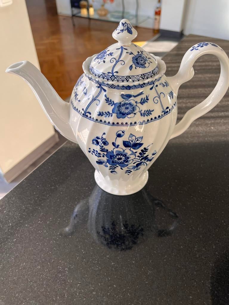 Johnson Bros Indies theepot / koffiekan - Blauw wit bloemen, Ophalen