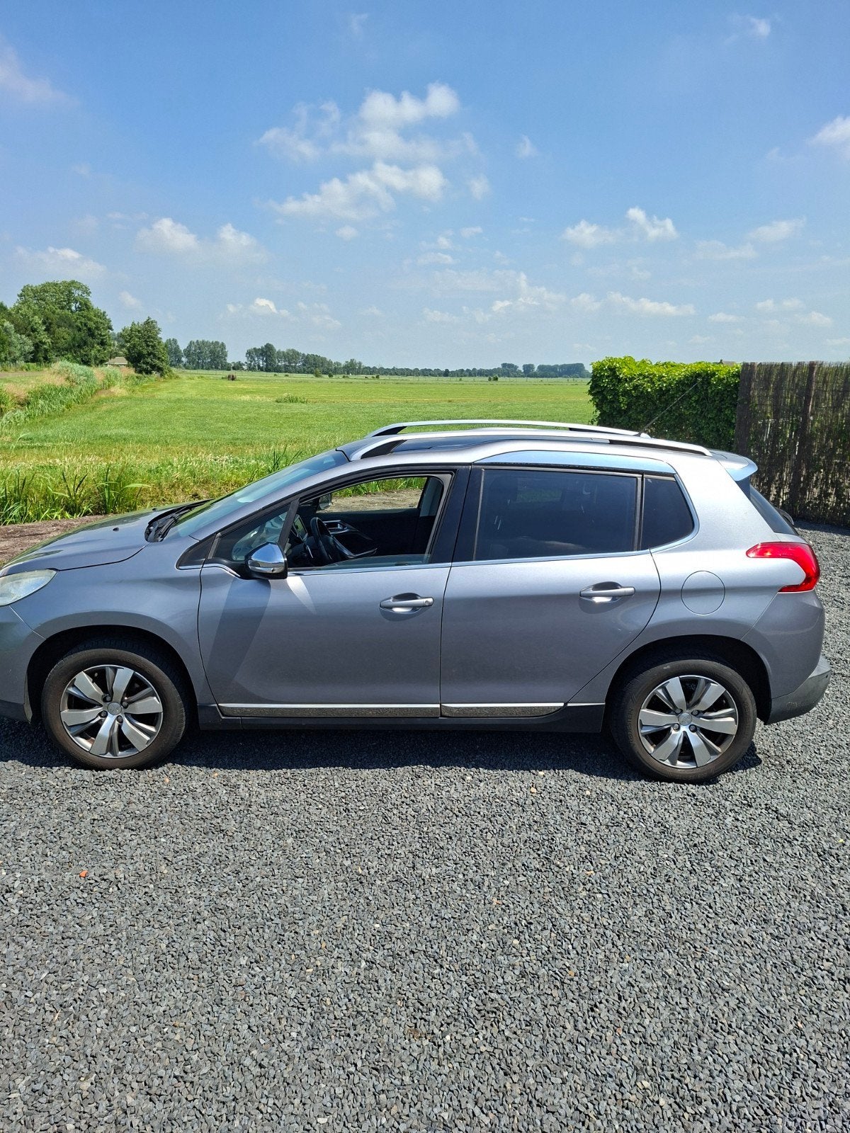 Peugeot 2008 1.2 E-vti 60KW Etg5 2014 Grijs, 450 kg, 40 €/maand, Zwart, 770 kg