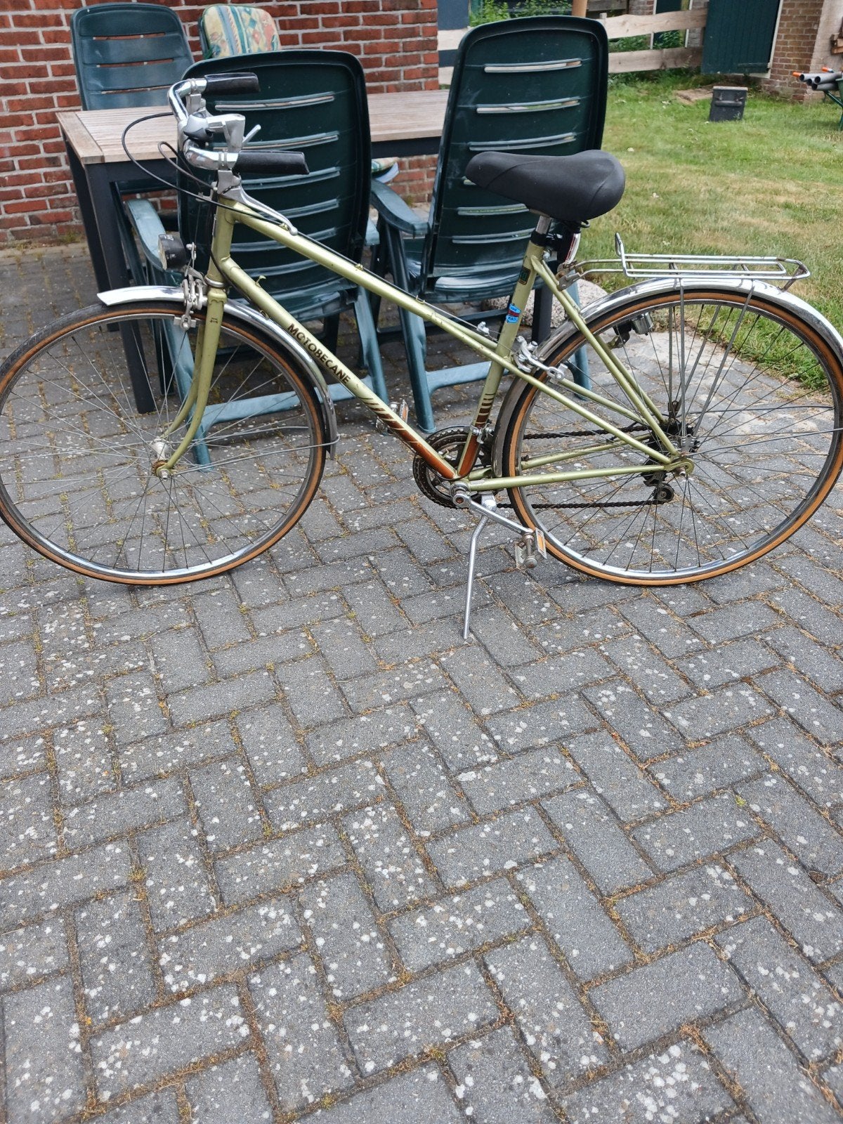 Te koop 2 damesfietsen.  28inch., 47 tot 51 cm, Ophalen, Velgrem, Motobecane en Koga